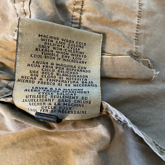 Levi Strauss woman’s utility jacket size medium. - Picture 5 of 7